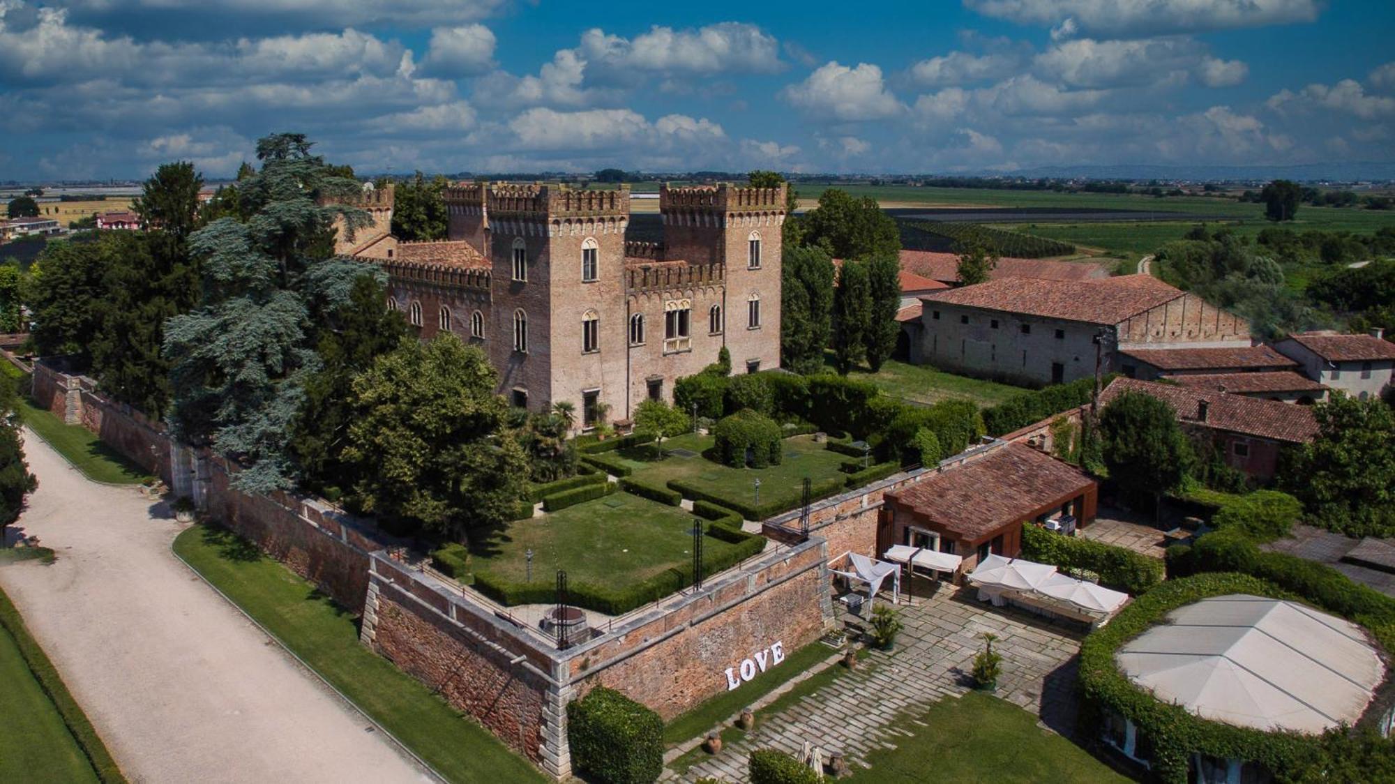 Relais Castello Bevilacqua Ξενοδοχείο Εξωτερικό φωτογραφία